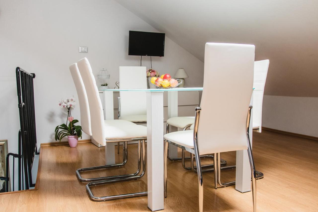Apartmani Tena Selce Bagian luar foto