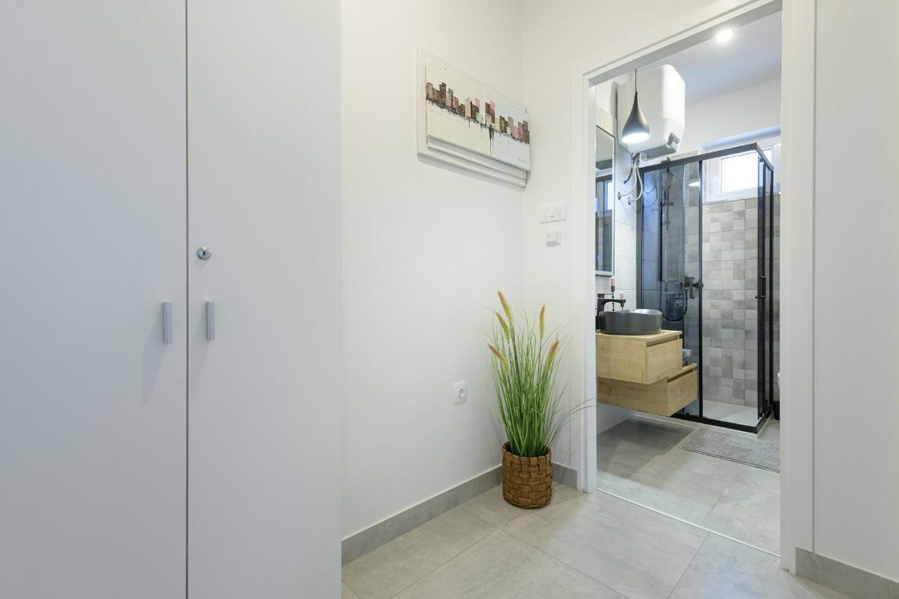 Apartmani Tena Selce Bagian luar foto