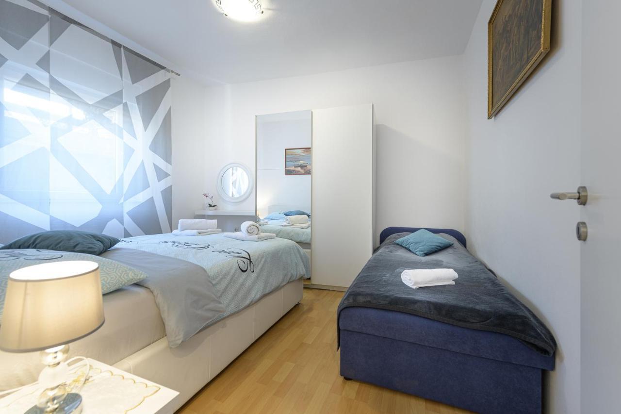 Apartmani Tena Selce Bagian luar foto