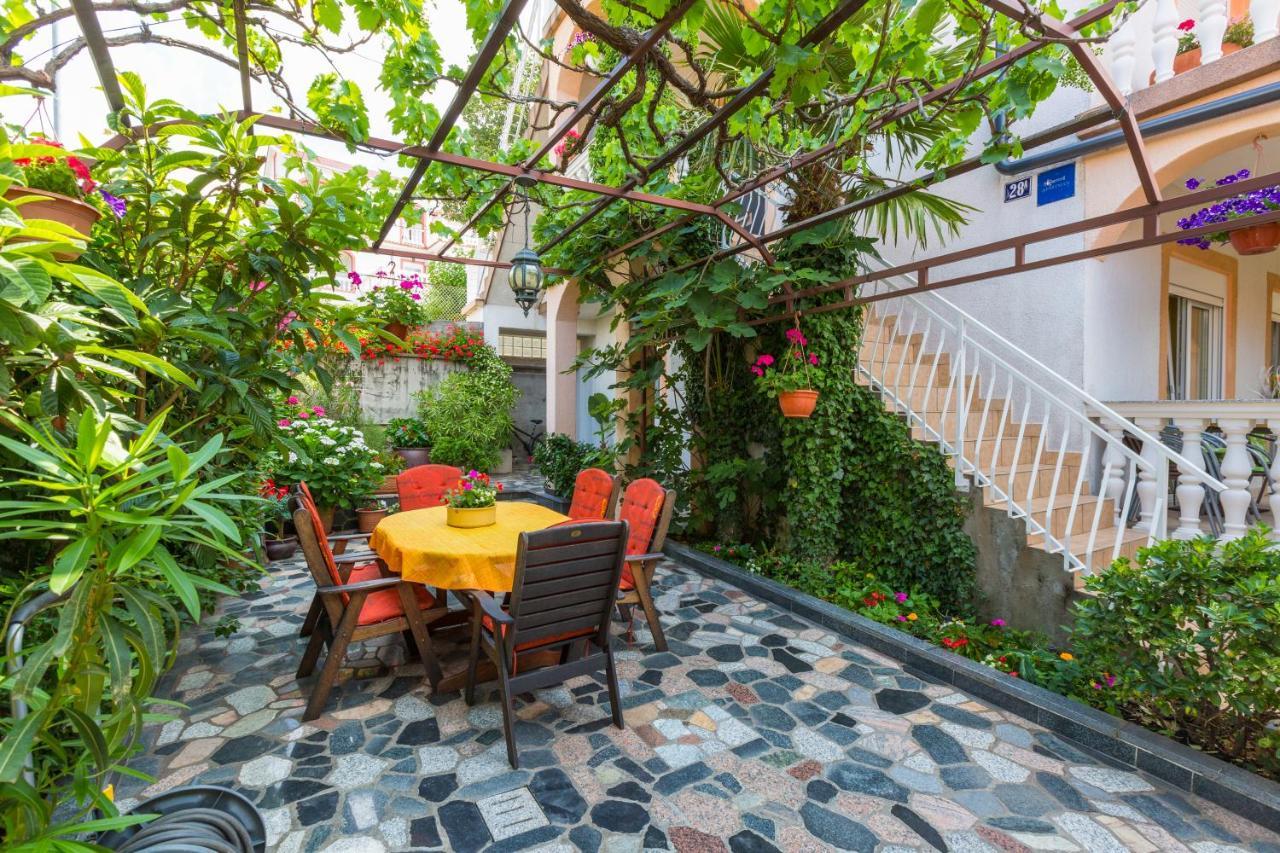Apartmani Tena Selce Bagian luar foto